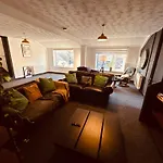 Apartman Mary Page Your In The Heart Of Town 3-bed Parking *