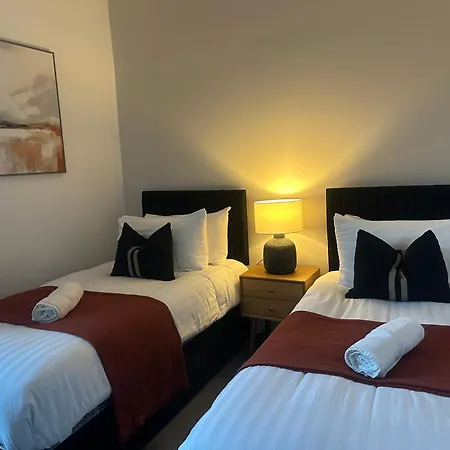 Mary Page Your In The Heart Of Town 3-bed Parking Apartmán