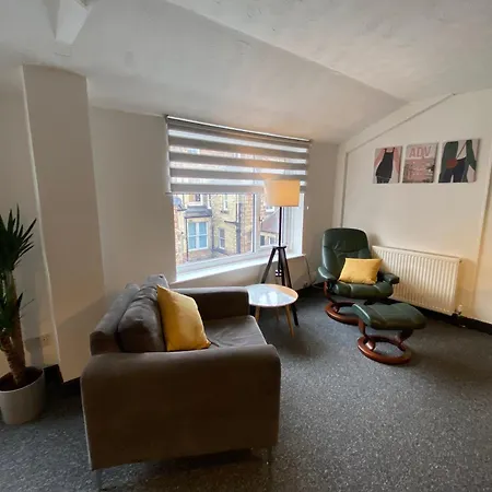 Appartamento Mary Page Your In The Heart Of Town 3-bed Parking