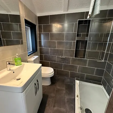 Mary Page Your In The Heart Of Town 3-bed Parking Apartmán *